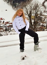 Anna Safina 4 Apres Ski in Austria 2010-06-05